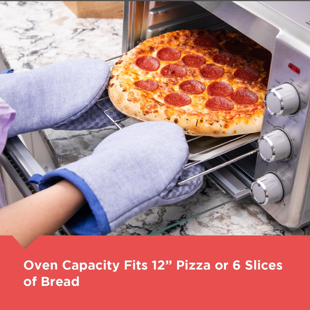 BLACK+DECKER toasting bread slices highlighting even browning and quick breakfasts
