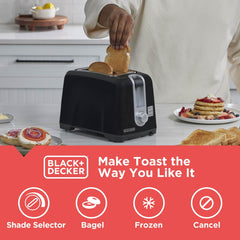 BLACK+DECKER close-up of extra-wide slots fitting thick artisan bread easily