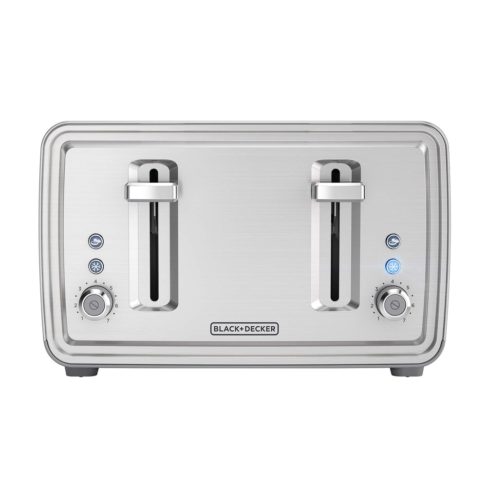 BLACK+DECKER close-up of extra-wide slot and dual shade controls for precise browning