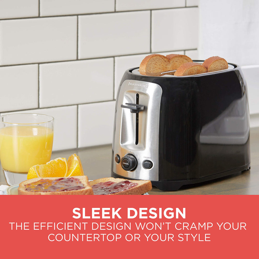 BLACK+DECKER close-up of extra-lift lever for safe toast removal benefit