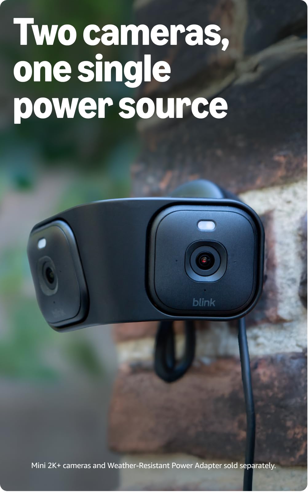 Blink Arc next to a Blink Mini camera showing scale for easy placement benefit