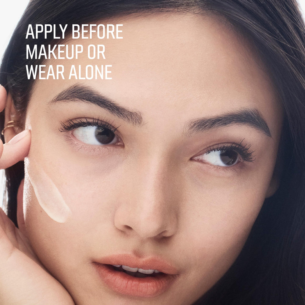 Bobbi Brown texture close-up illustrating creamy hydrating formula benefit