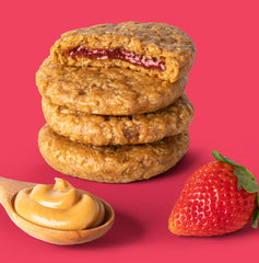 Bobo's cross-section of bar revealing strawberry fruit center and real-fruit taste benefit