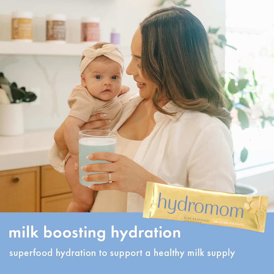 close-up powder texture of Boobie Hydromom showing fine mixability for fast dissolving benefits