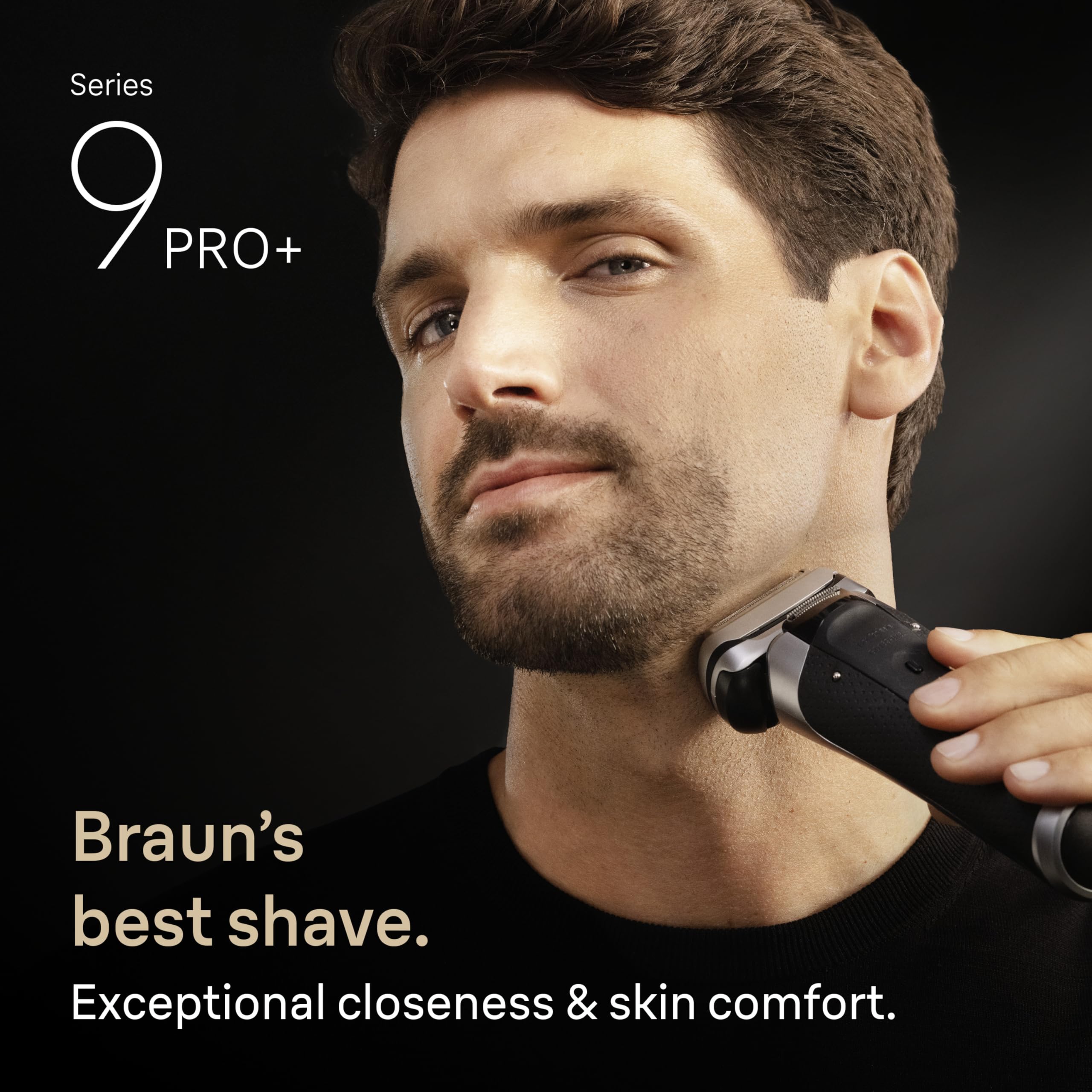 Braun Series 9 rinse under water demonstrating easy cleaning and quick maintenance
