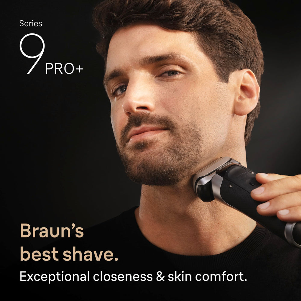 Braun Series 9 rinse under water demonstrating easy cleaning and quick maintenance