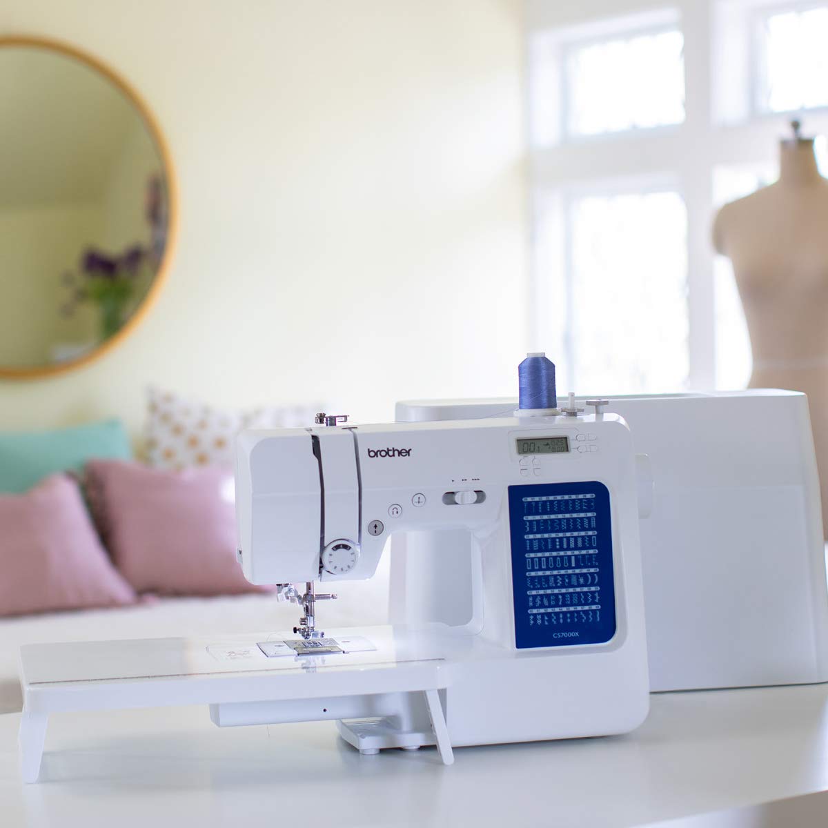 Brother CS7000X free arm sewing detail for cuffs and narrow tubes convenience