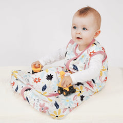 BSTOPPT two-way zipper and interior guard detail ensuring safe diaper changes