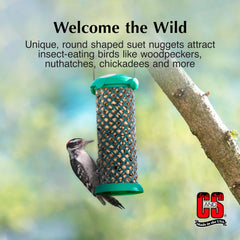C&S nuggets placed in a wire feeder demonstrating tidy, low-mess feeding