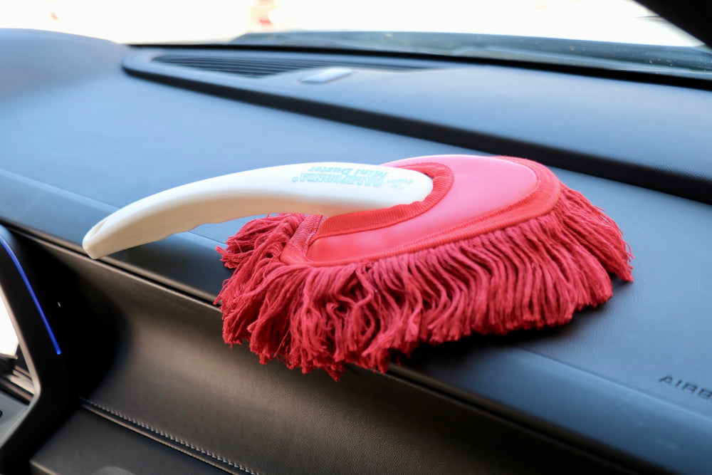California Car Duster plastic handle and head connection showing sturdy grip benefit