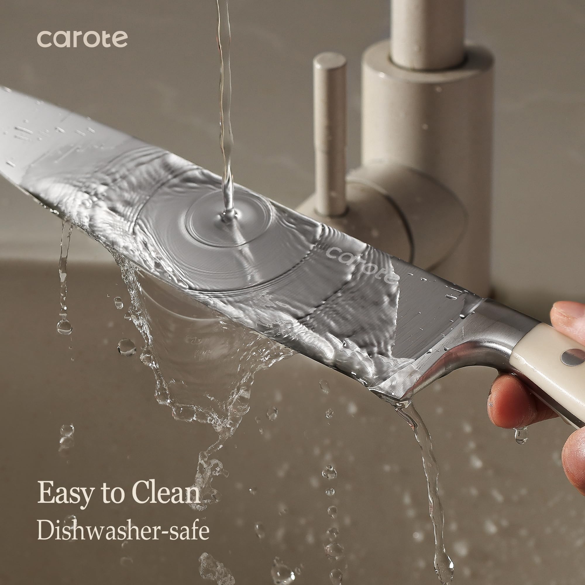 CAROTE six steak knives with shears highlighting table-ready slicing benefit