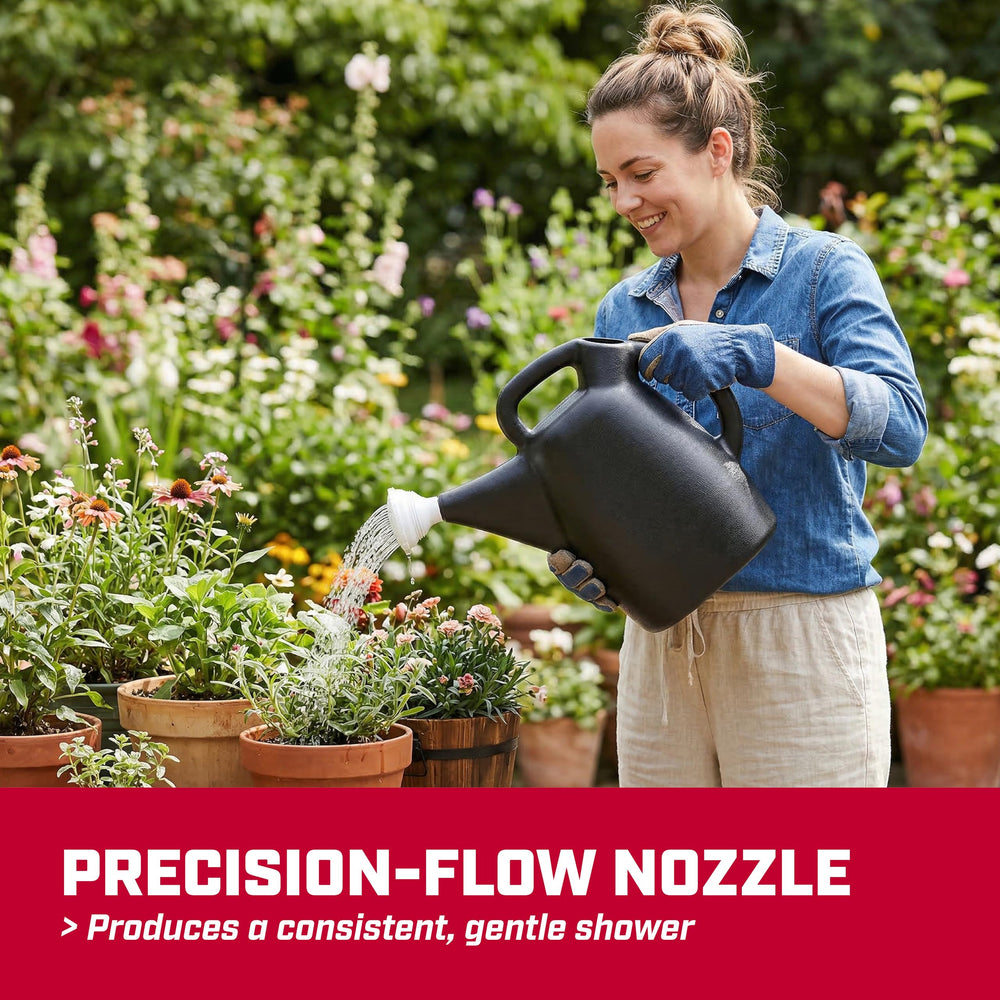CHAPIN closeup of Tru-Stream nozzle showing even shower pattern for gentle watering
