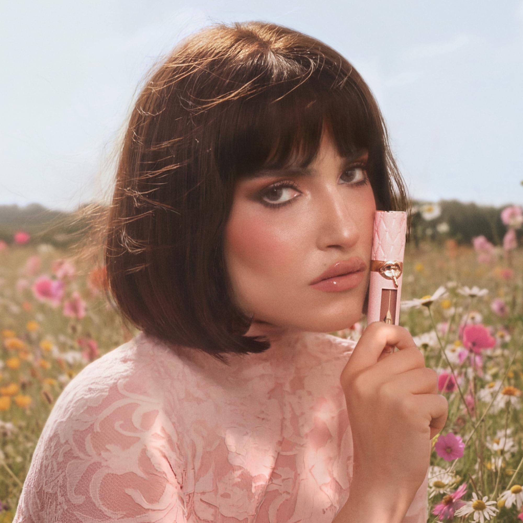 Charlotte Tilbury ingredient shot showing hyaluronic acid and Collageneer benefits