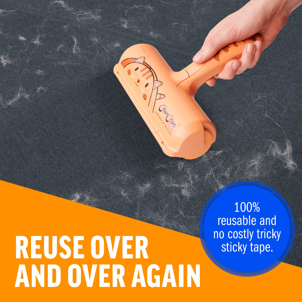 ChomChom Roller cleaning car seat fibers and reducing pet hair mess