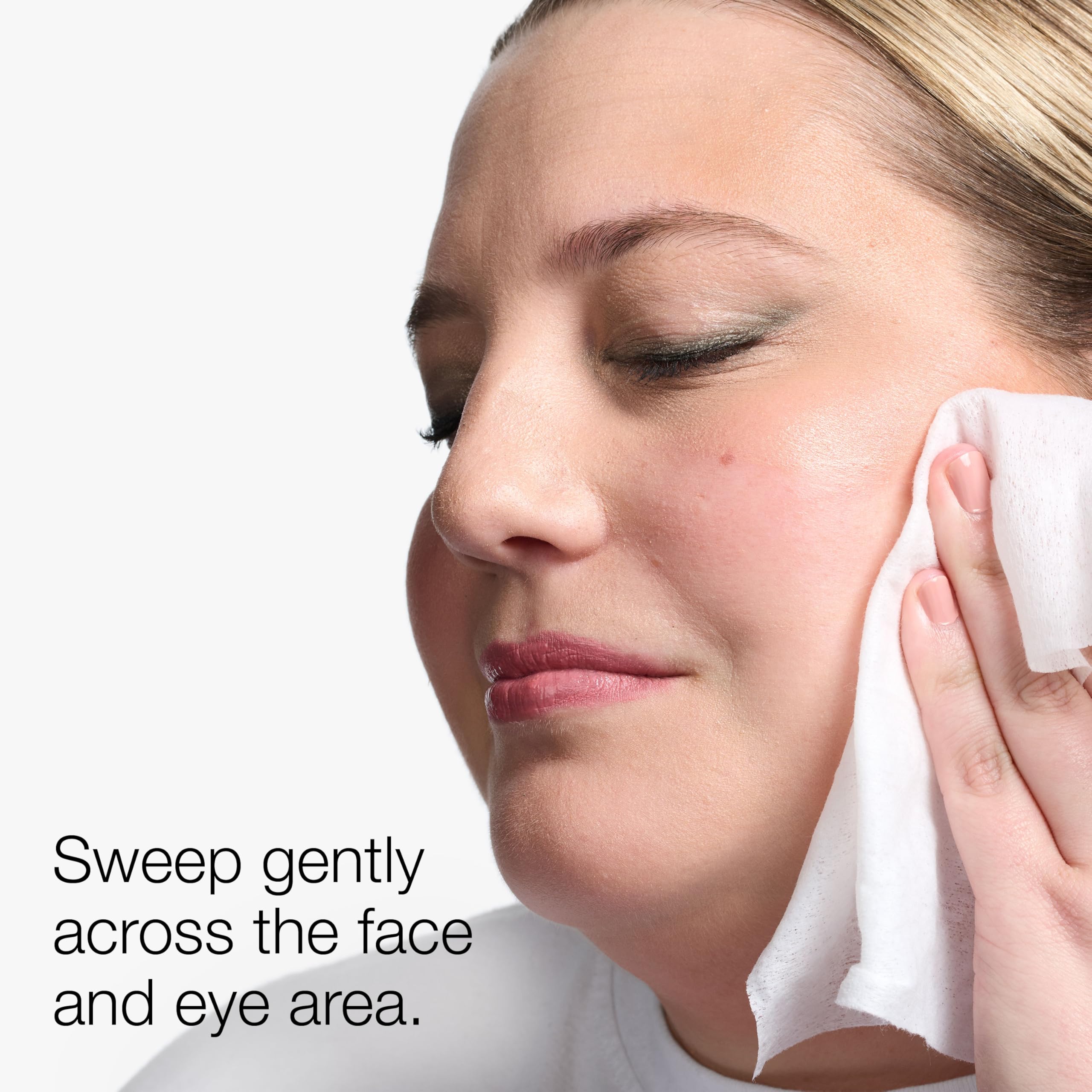 Clinique wipe removing eye makeup gently for sensitive-eye benefit