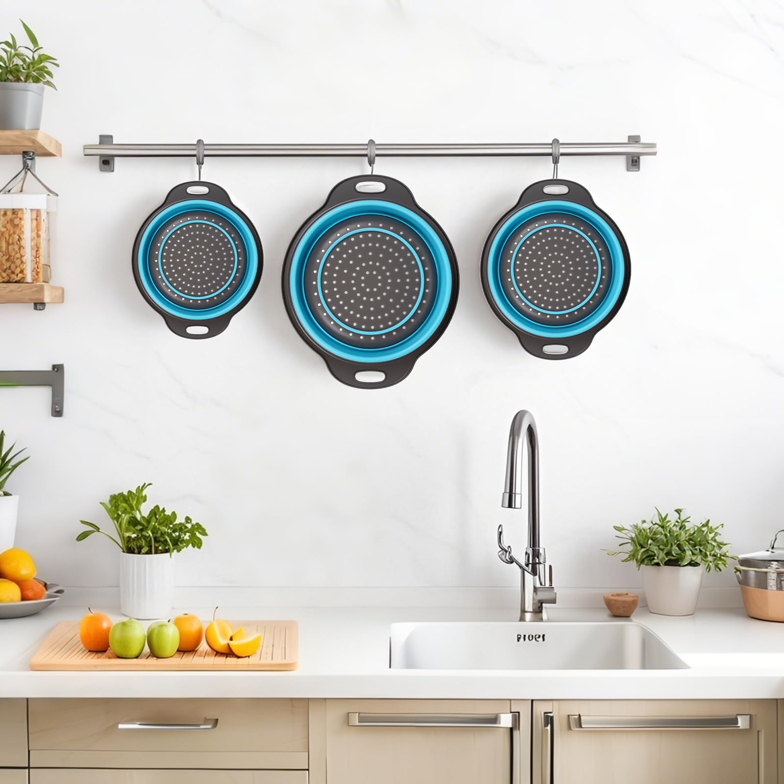 Cluren size comparison of large medium small strainers covering varied tasks