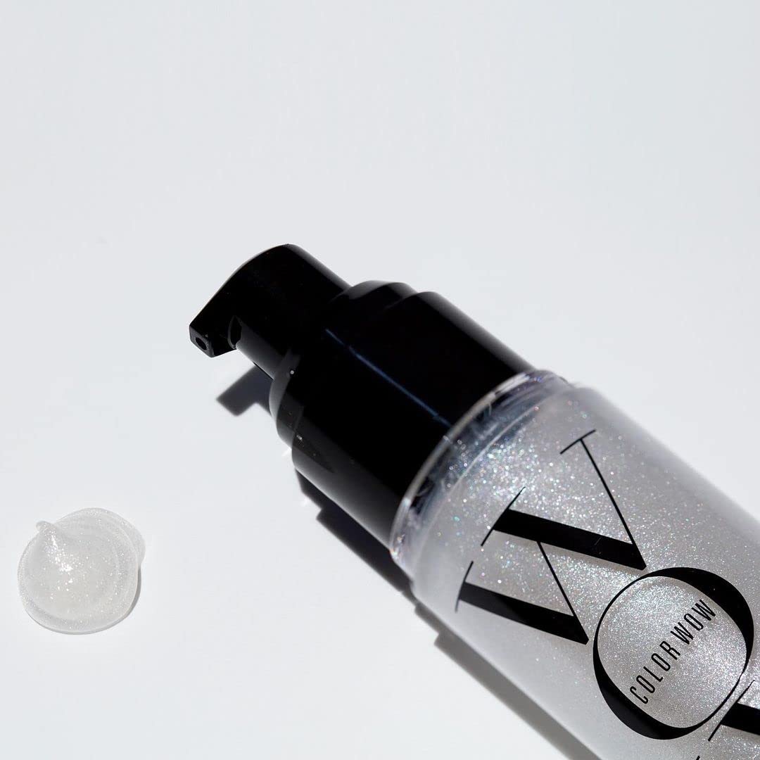 COLOR WOW label close-up highlighting UV protection and color-preserve benefit