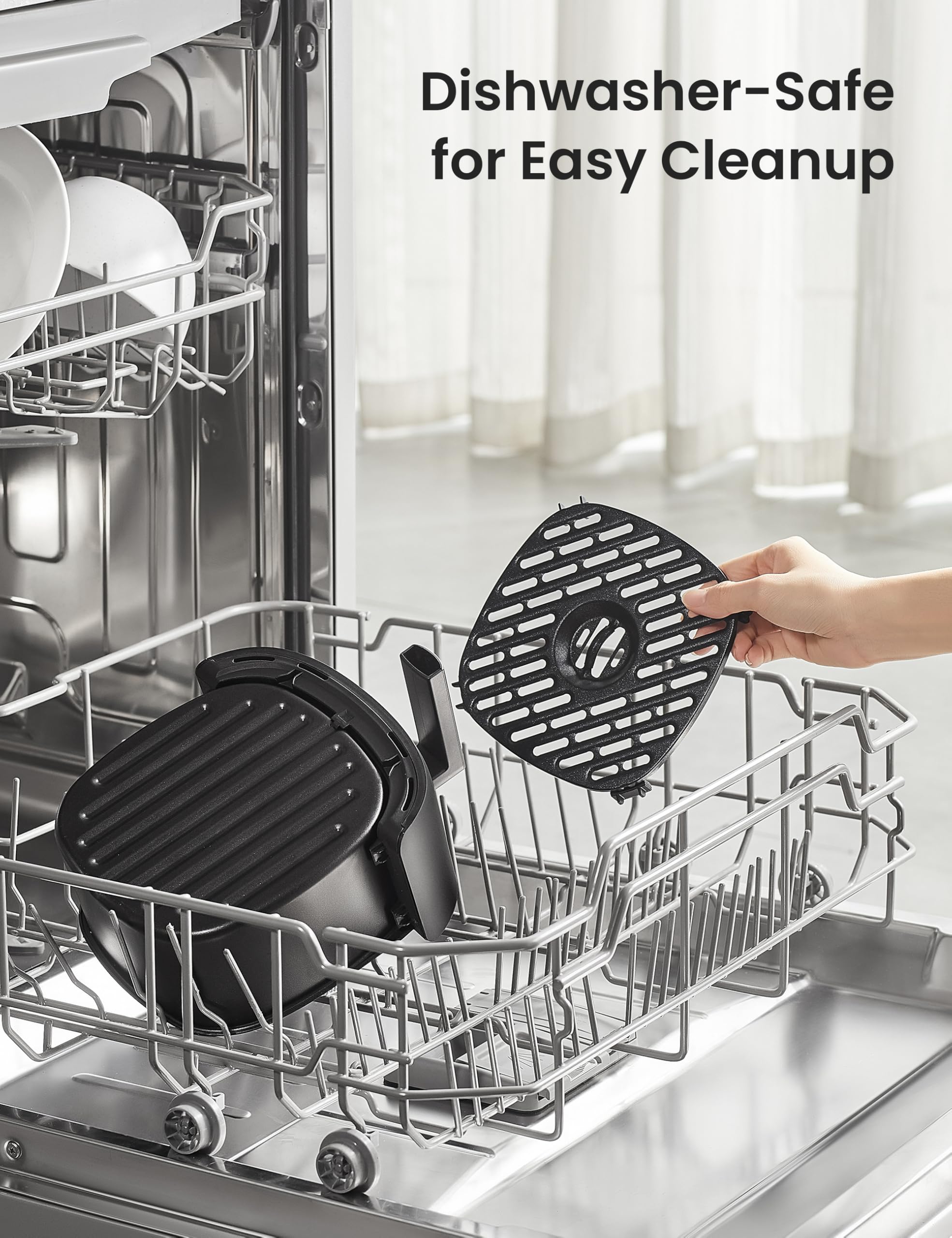 COMFEE' open basket showing 2.1-quart capacity for single-serve portions