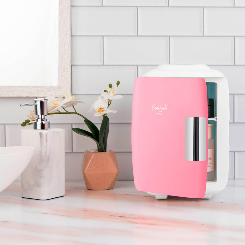 Cooluli with AC DC and USB cords included showing versatile power options