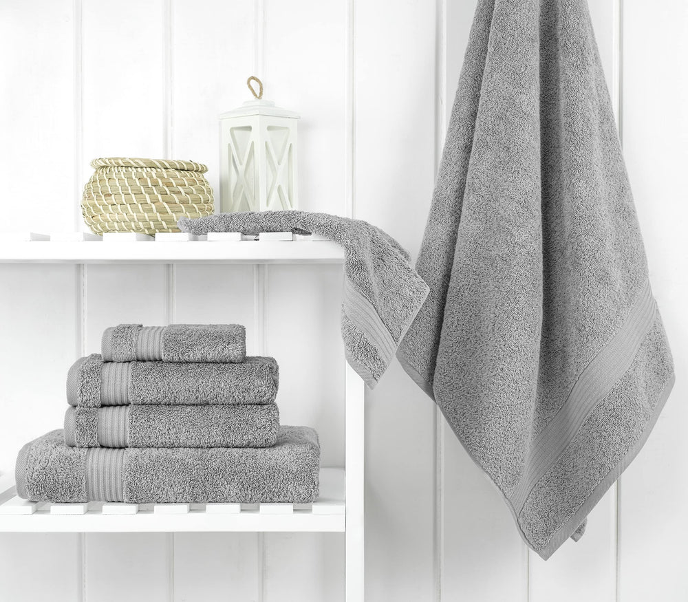 Cotton Paradise close-up of towel texture highlighting 600 GSM plushness and absorbency benefit