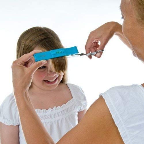 CreaClip clip close-up displaying molded edge for accurate cutting and steadiness benefit