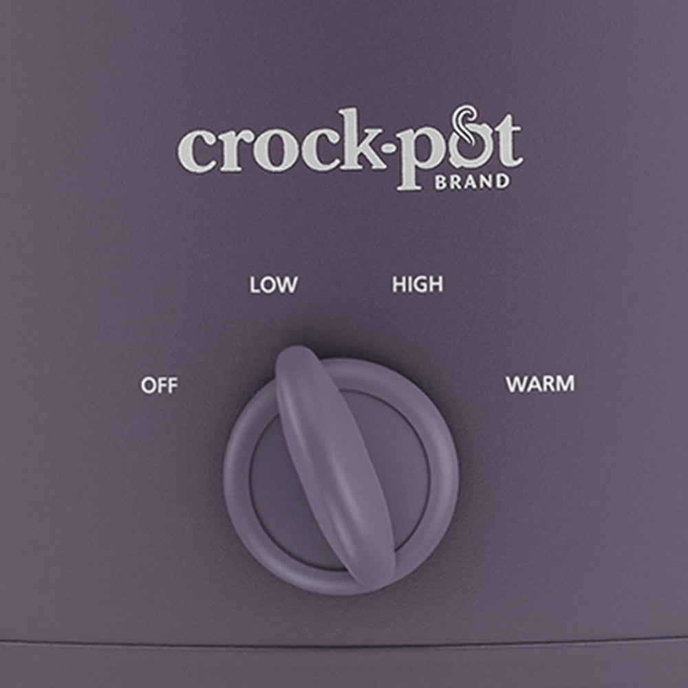 Crock-Pot glass lid top view showing clear monitoring and heat retention benefit