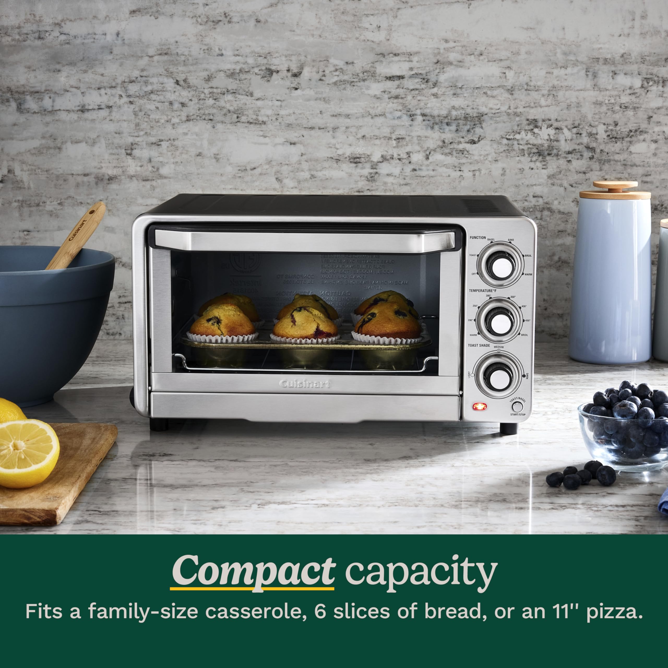 Cuisinart baking an 11-inch pizza demonstrating even cooking and versatility