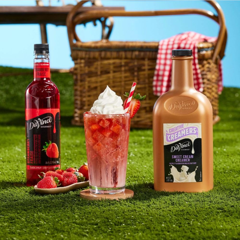 DaVinci Gourmet used in iced coffee showcasing smooth cold-beverage benefit