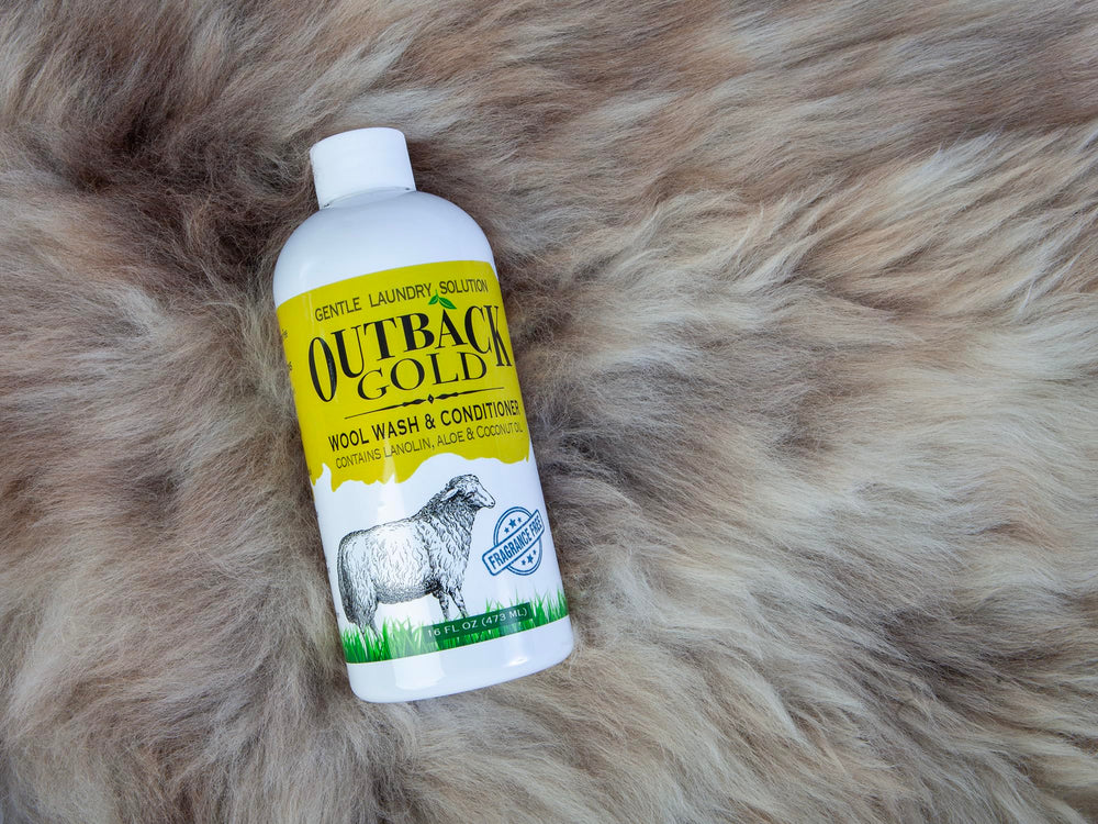 Desert Breeze Outback Gold ingredient label displaying lanolin and botanicals