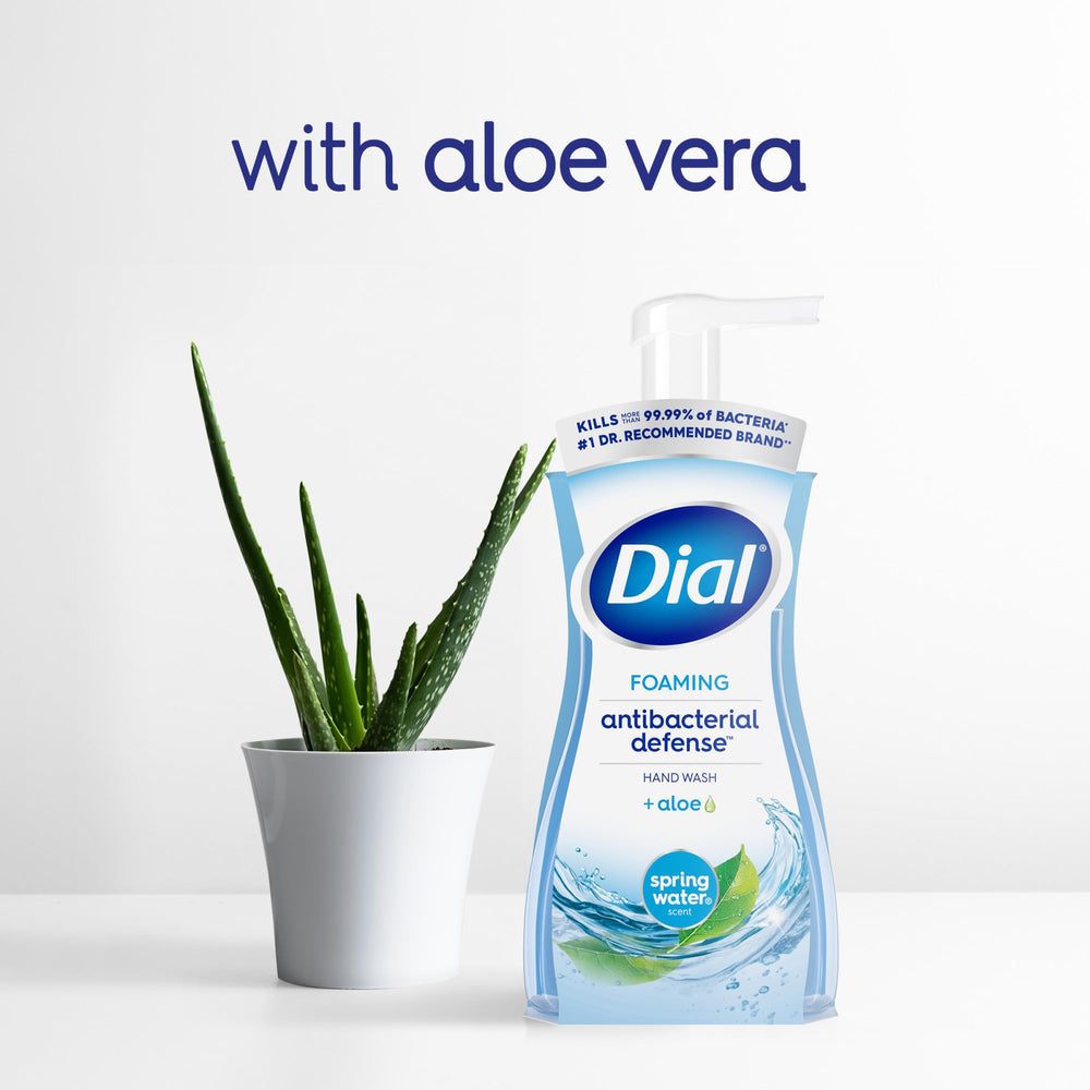Dial aloe ingredient graphic illustrating moisturizing formula that soothes and hydrates