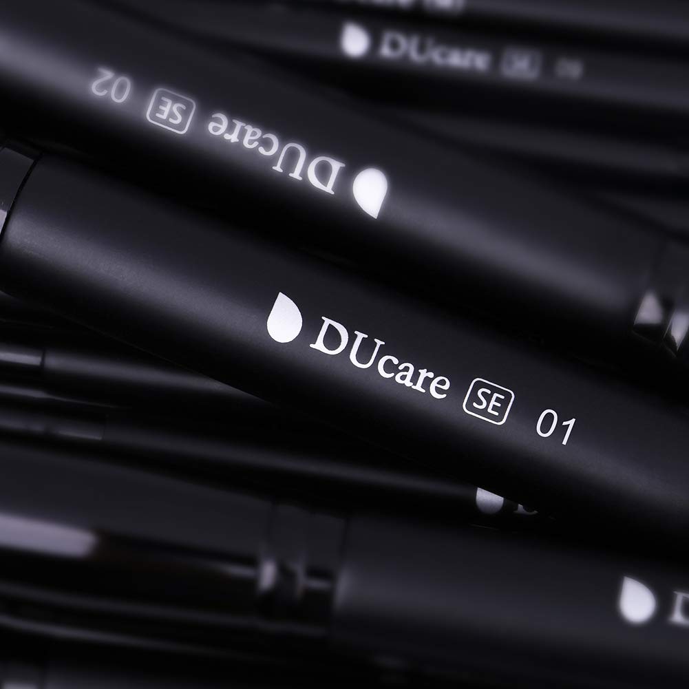 DUcare size comparison hand holding brush to show scale and easy handling