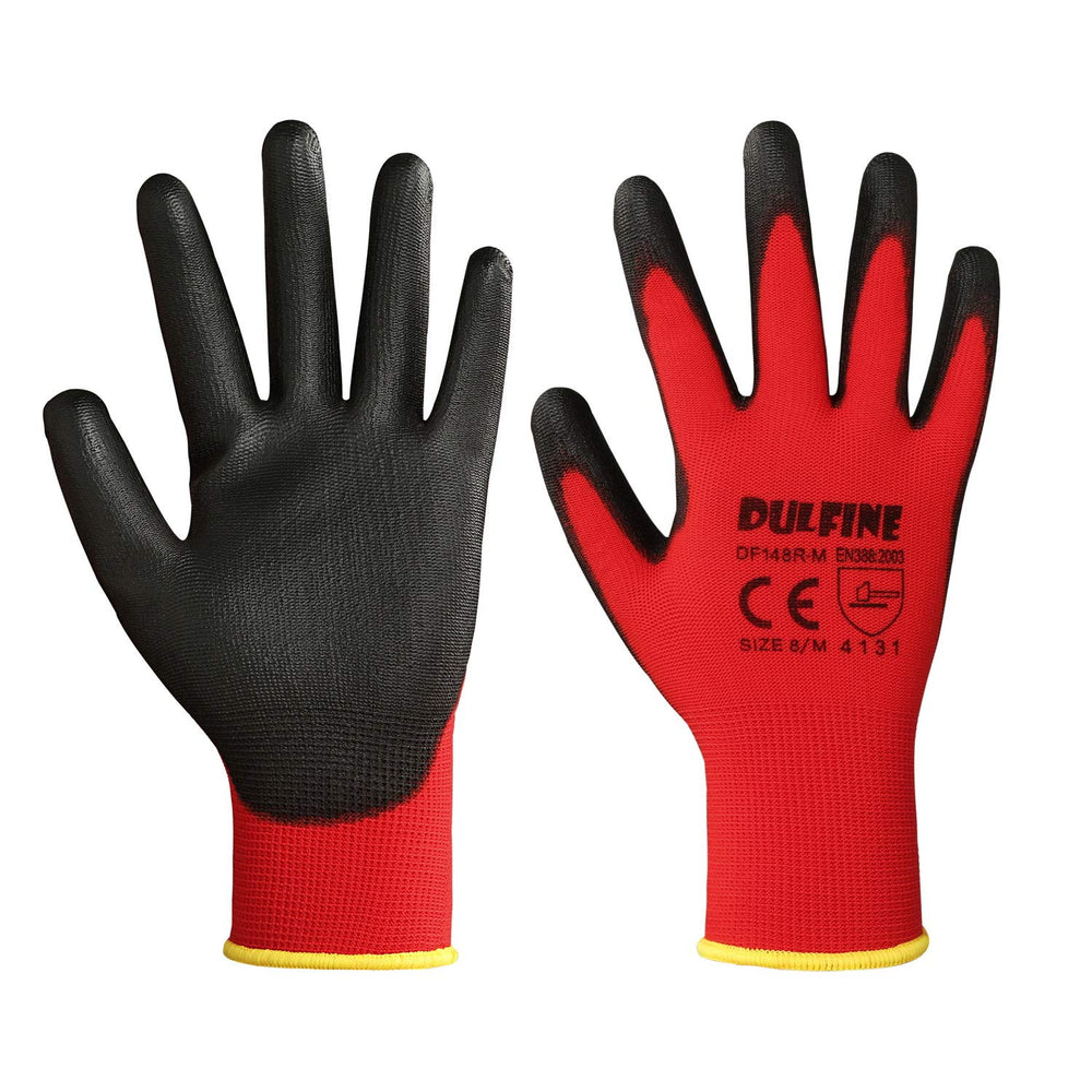 DULFINE lifestyle shot in gardening showing protection and nimble handling