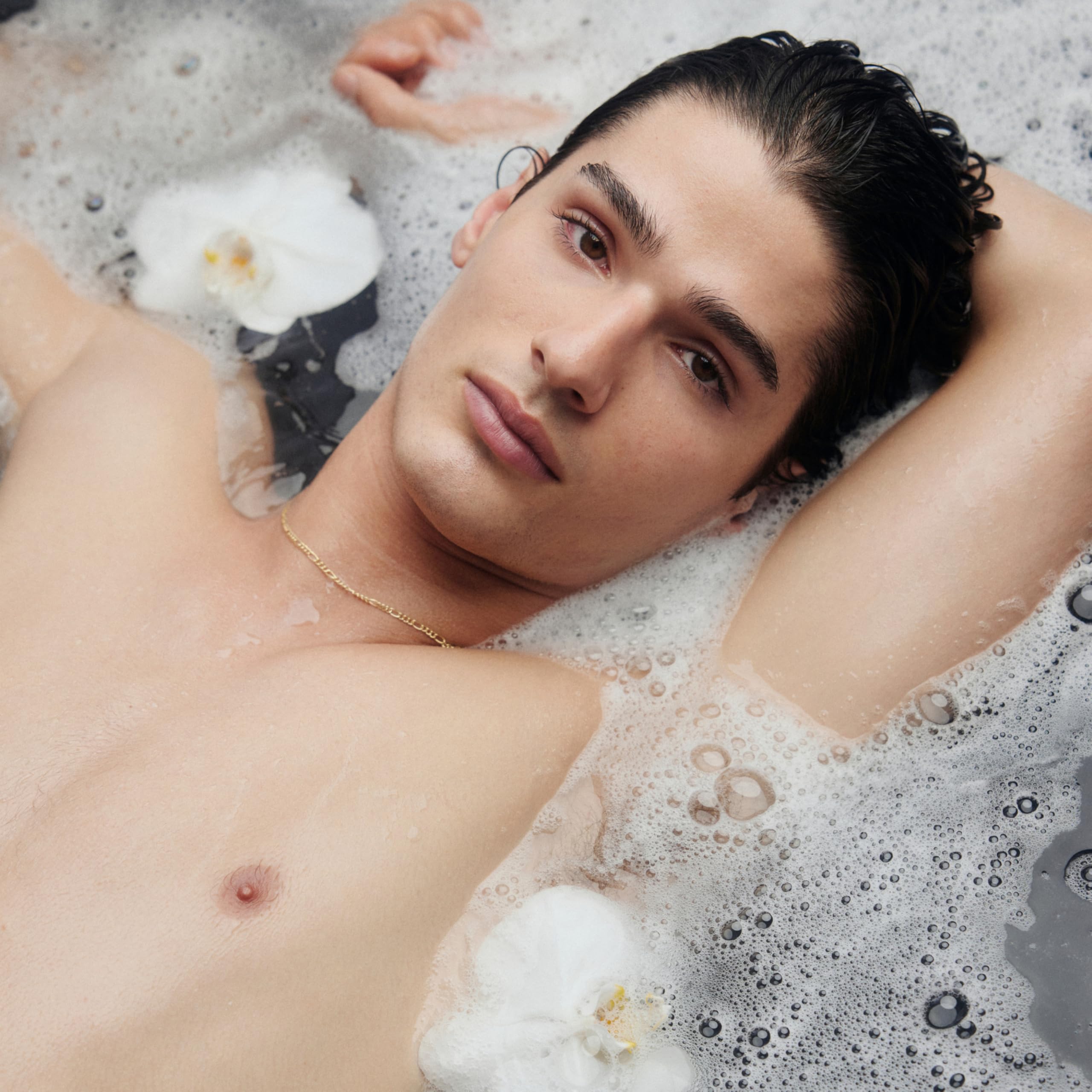 Each & Every underarm application on model demonstrates gentle use