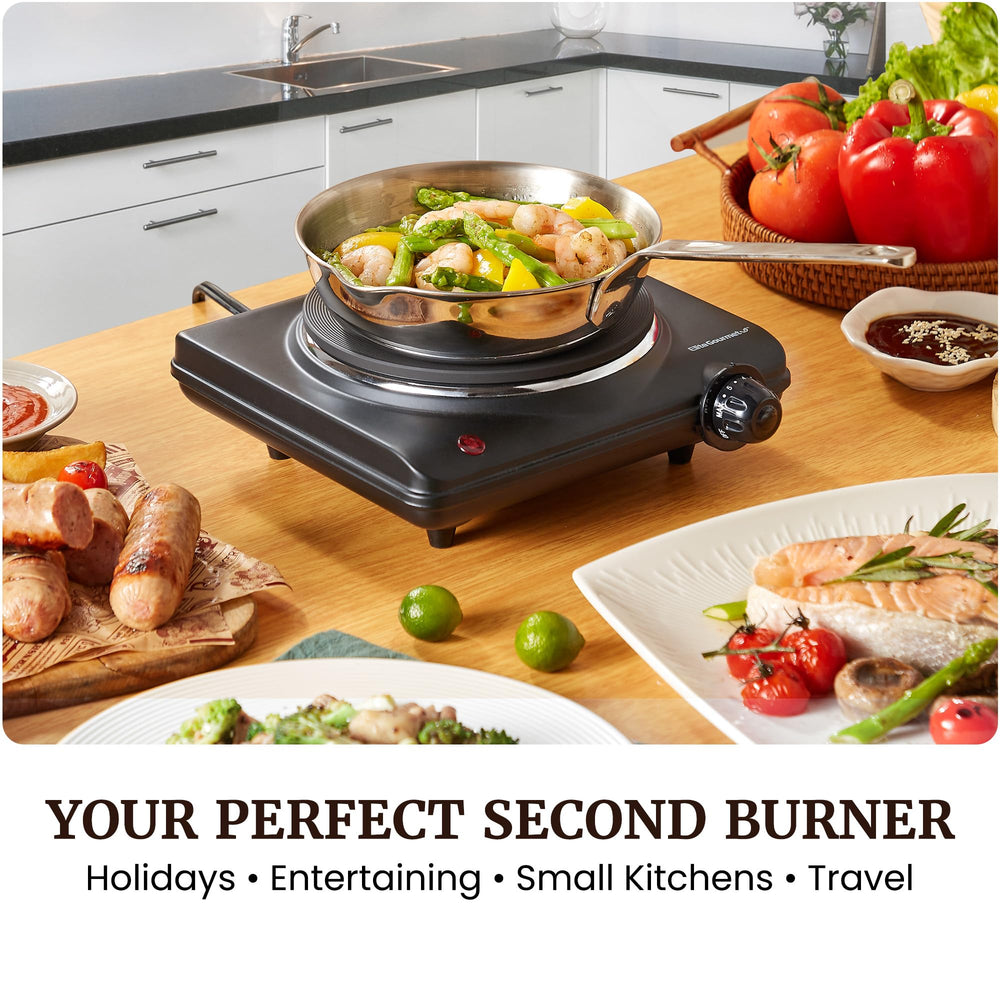 Elite Gourmet cast iron close-up highlighting even heat surface for consistent results