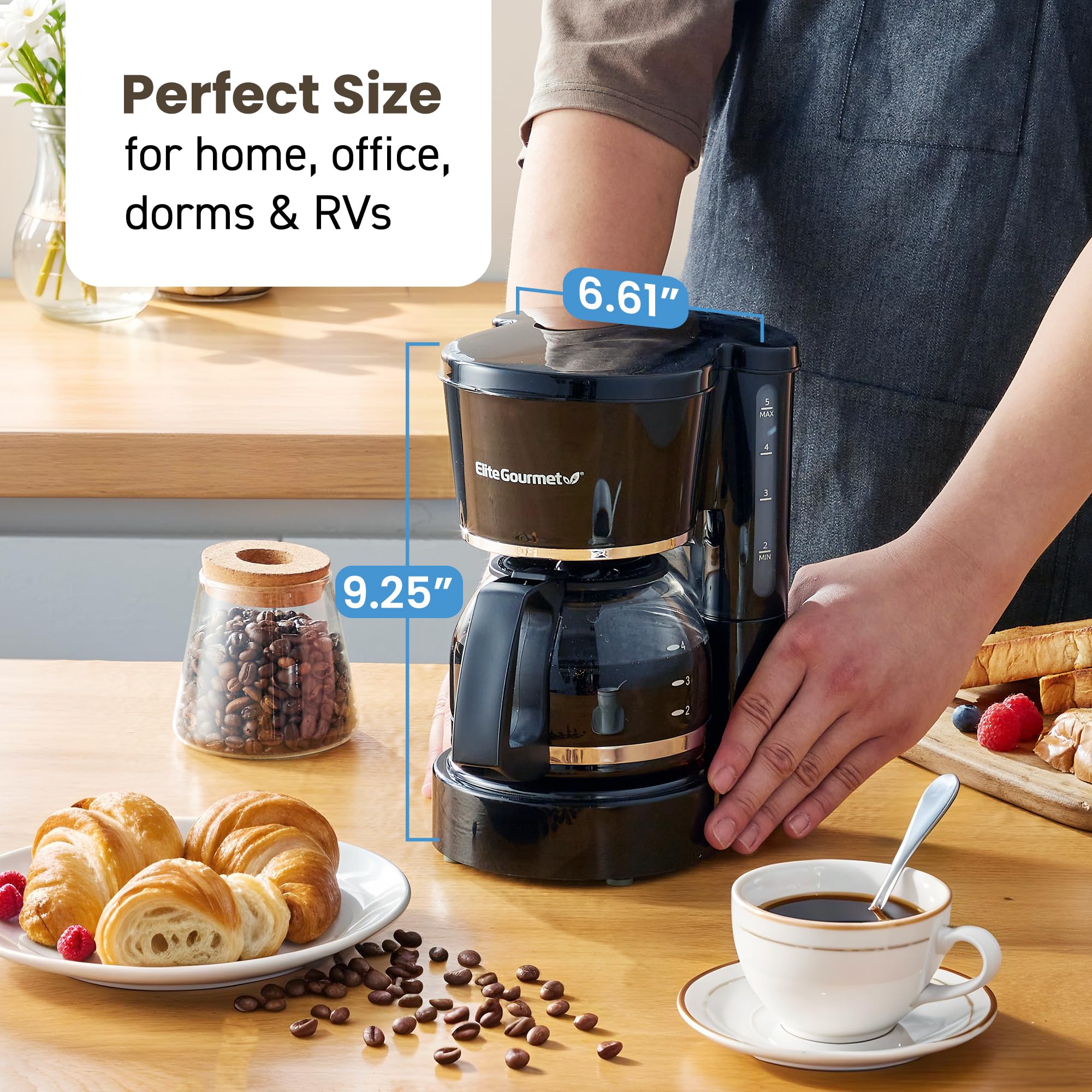 Elite Gourmet reusable swing-out filter visible for no-paper-filter savings benefit