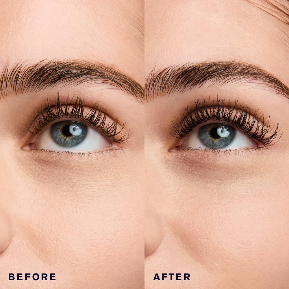 Estée Lauder close-up of BrushComber Extreme bristles demonstrating separation benefit