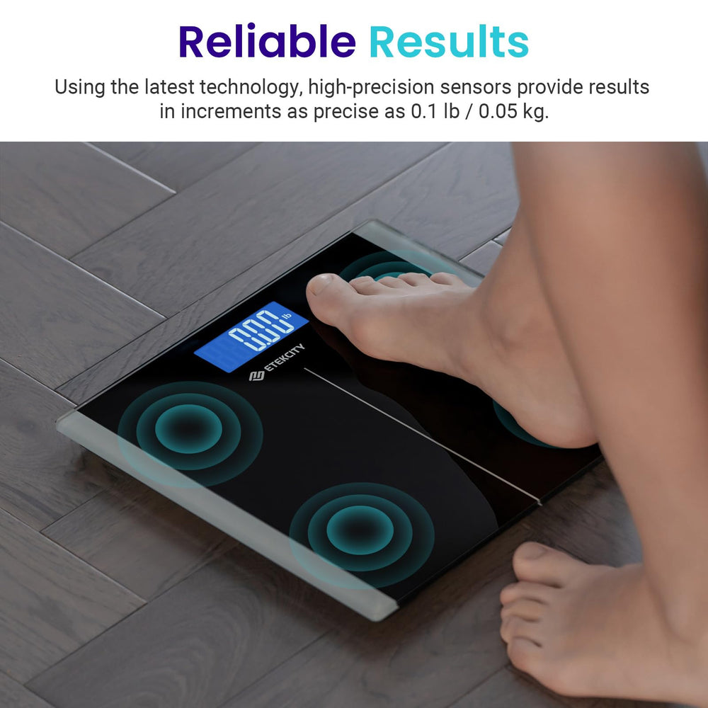 Etekcity close-up of LCD display showing bright numbers for easy weight checks