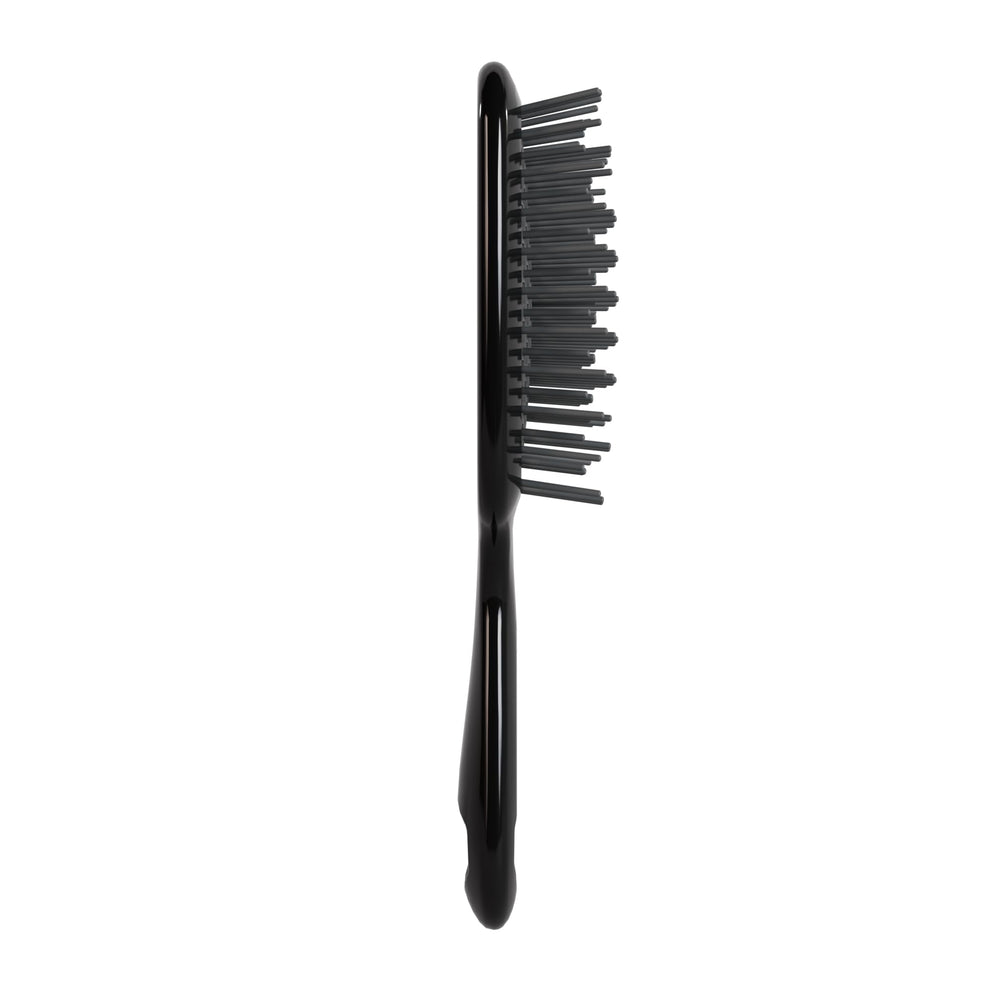 FHI Heat UNbrush close-up of DuoFlex bristles highlighting gentle detangling benefit
