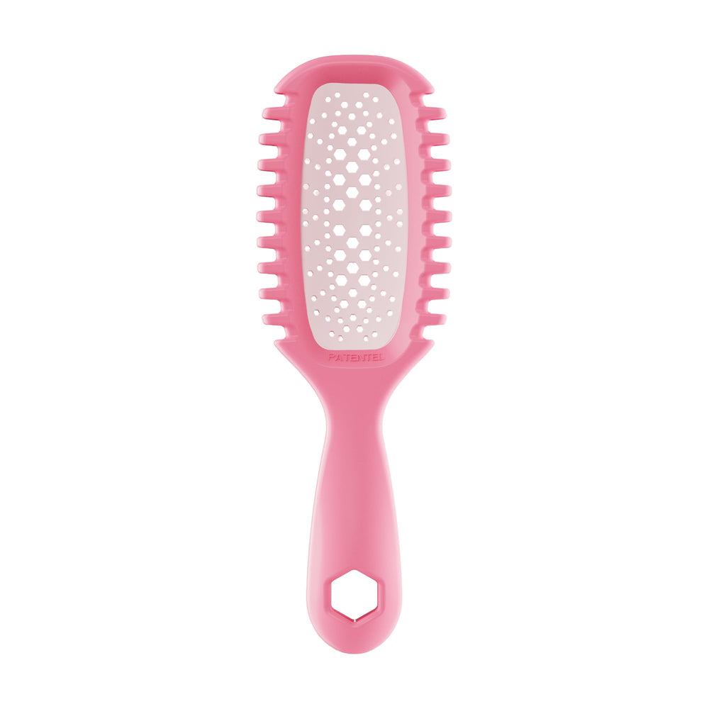 FHI Heat DuoFlex bristle close-up detangles gently to reduce breakage