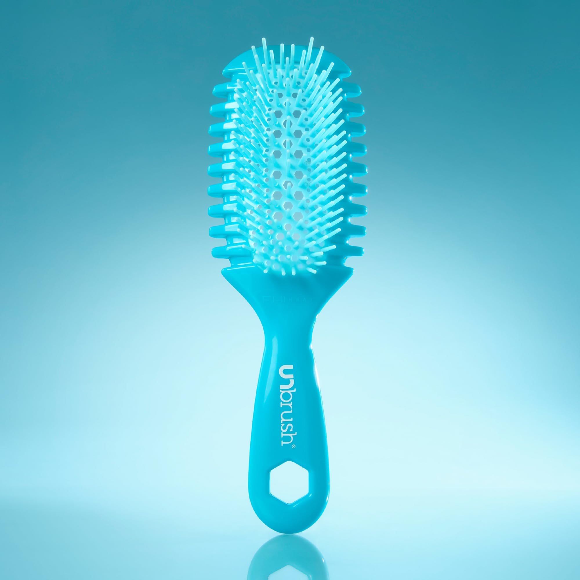 FHI Heat UNbrush Curl used by stylist demonstrating professional styling advantage