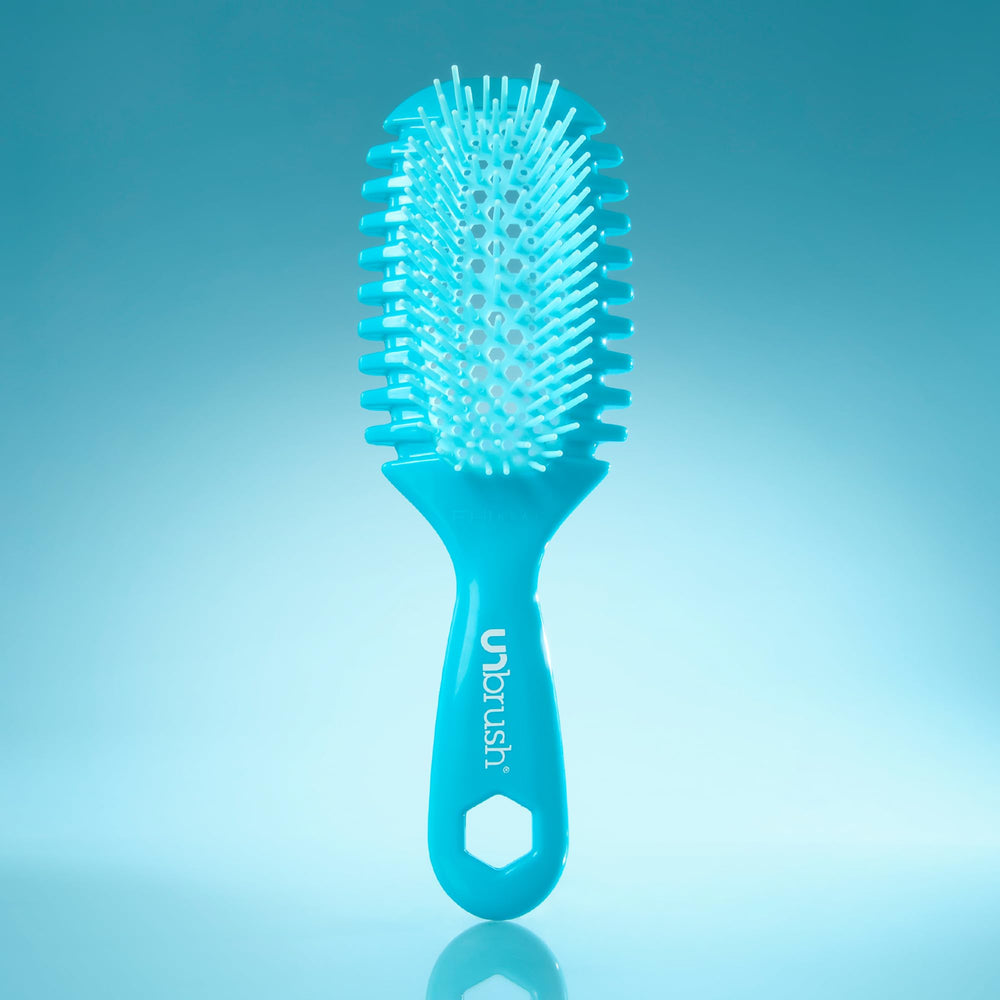 FHI Heat UNbrush Curl used by stylist demonstrating professional styling advantage