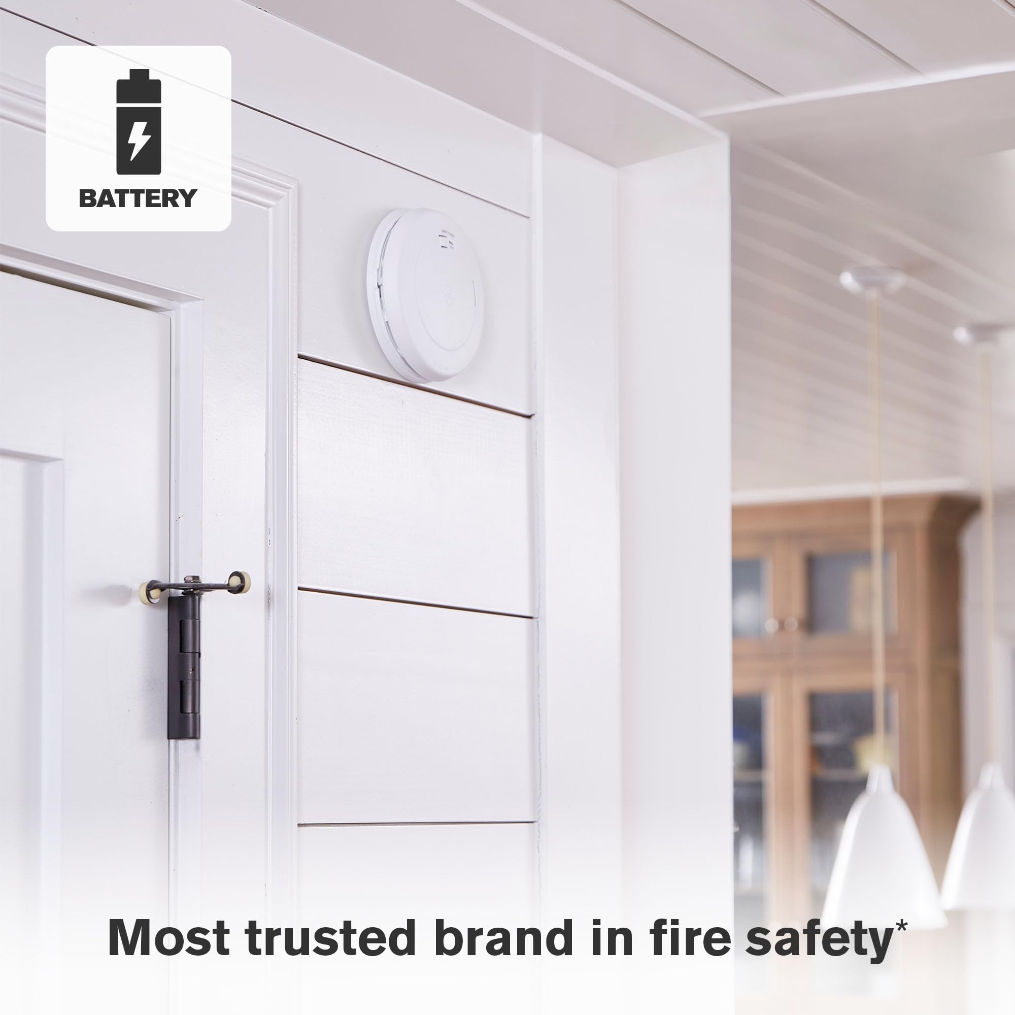 First Alert SM210 mounted on ceiling demonstrating quick, neat installation