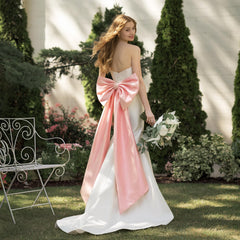 Froova hidden liner detail showing internal support for long-lasting shape
