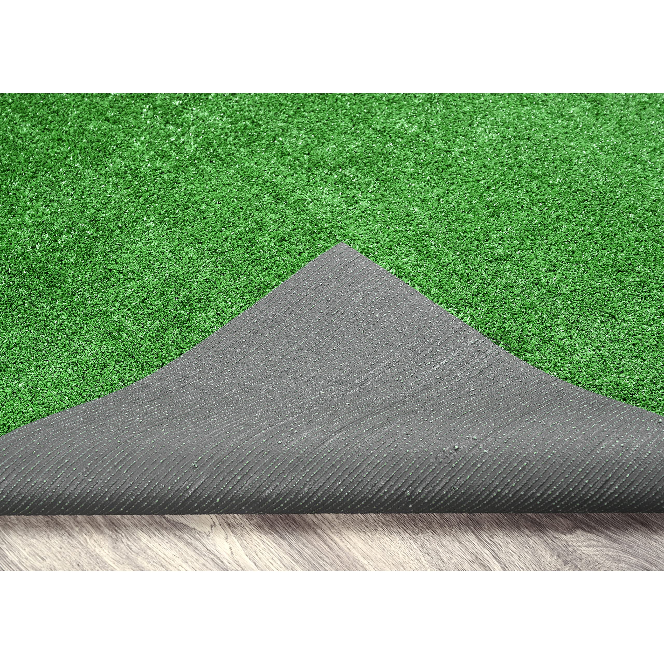 Garland Rug marine backing detail highlighting weather resistance and drainage benefits