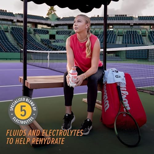 Gatorade Gatorlyte Zero bottle in athlete hand for quick hydration