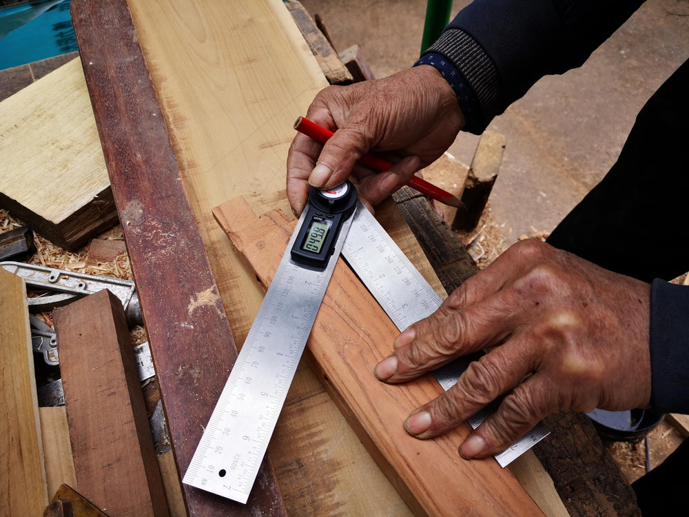 GemRed locked angle detail demonstrating stable hold for accurate transfers