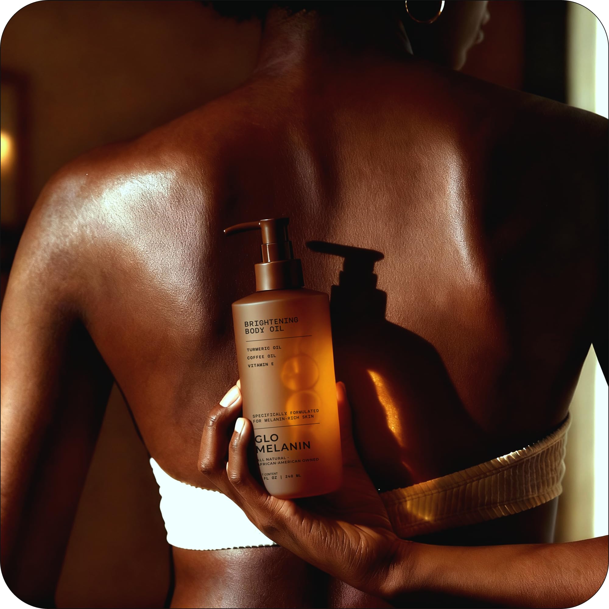 Glo Melanin label detail focusing on ingredient list and clean-formula assurance