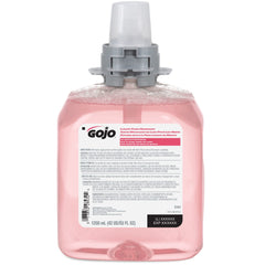 GOJO close-up of sanitary-sealed dispensing nozzle demonstrating hygienic refill change and contamination prevention
