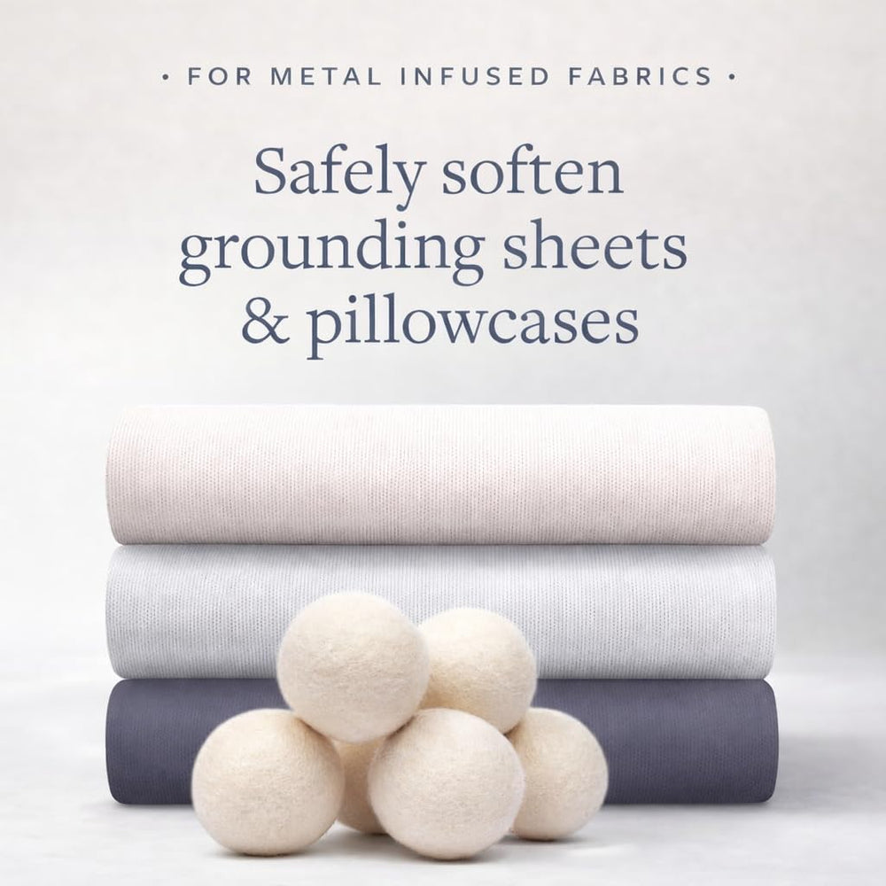 GroundLuxe removing pet hair from fabric demonstrating cleaner clothes