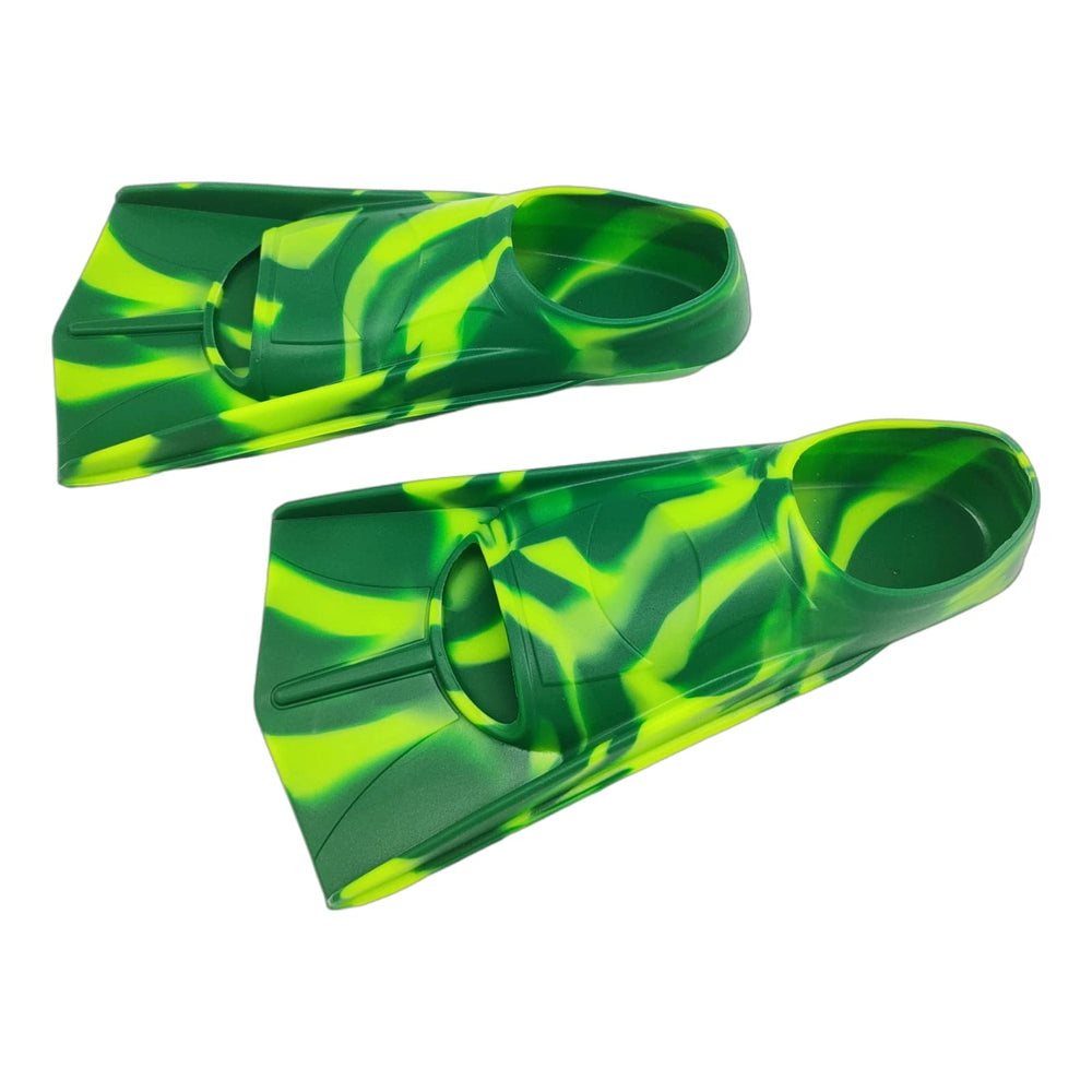 Gugmoy fins used while snorkeling showing easy maneuverability benefit